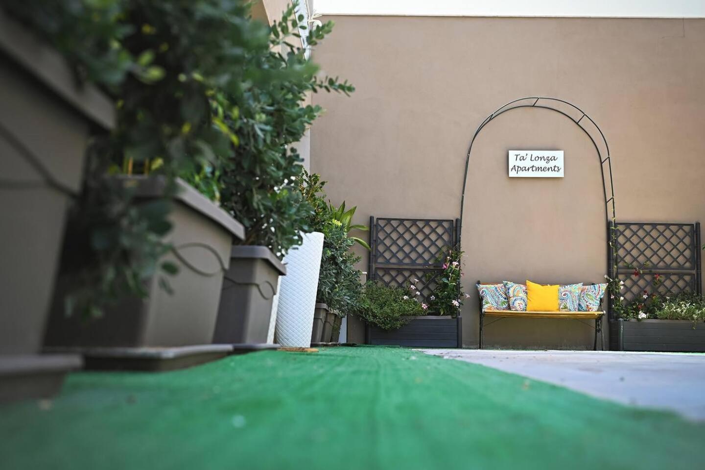Fl 2 Ta'Lonza Luxury With Hot Tub By Homely Mellieħa Dış mekan fotoğraf