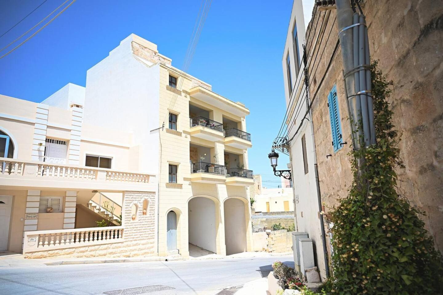 Fl 2 Ta'Lonza Luxury With Hot Tub By Homely Mellieħa Dış mekan fotoğraf