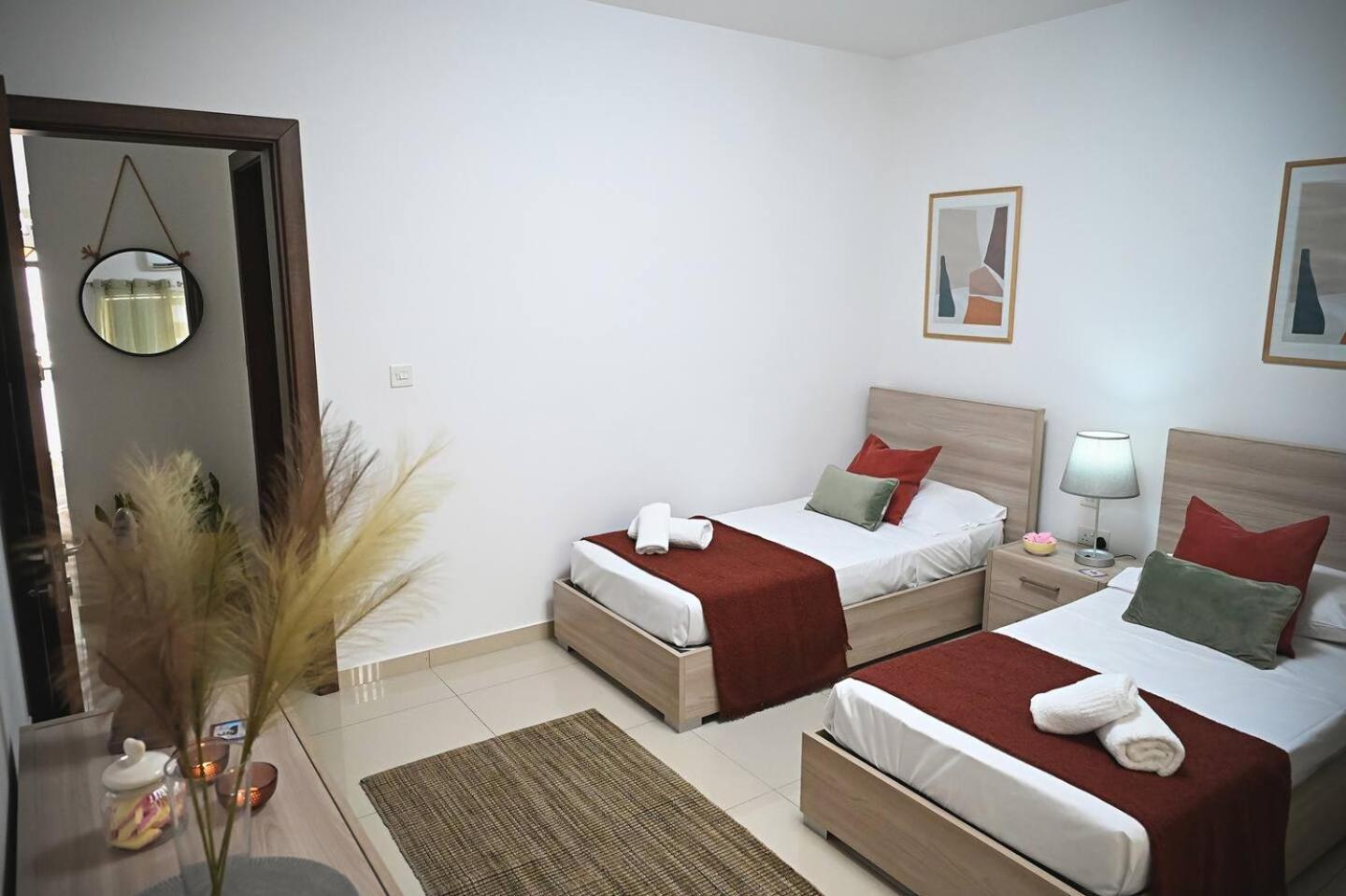 Fl 2 Ta'Lonza Luxury With Hot Tub By Homely Mellieħa Dış mekan fotoğraf